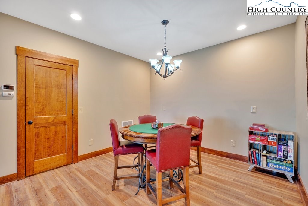 504 Fox Run Road Banner Elk, NC 28604 - Photo 33 of 49 Gallery Image 33