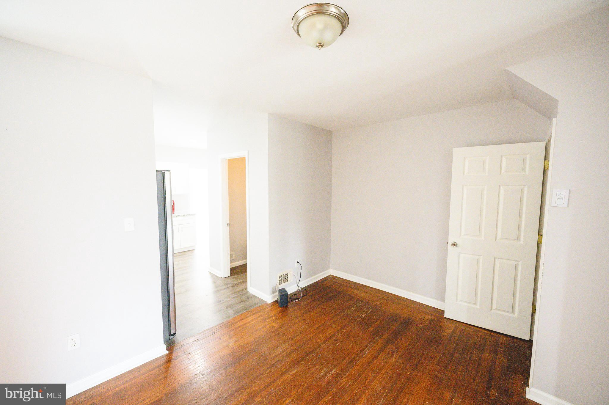 6032 Walnut Street Philadelphia, PA 19139 - Photo 9 of 36 Dining Rom