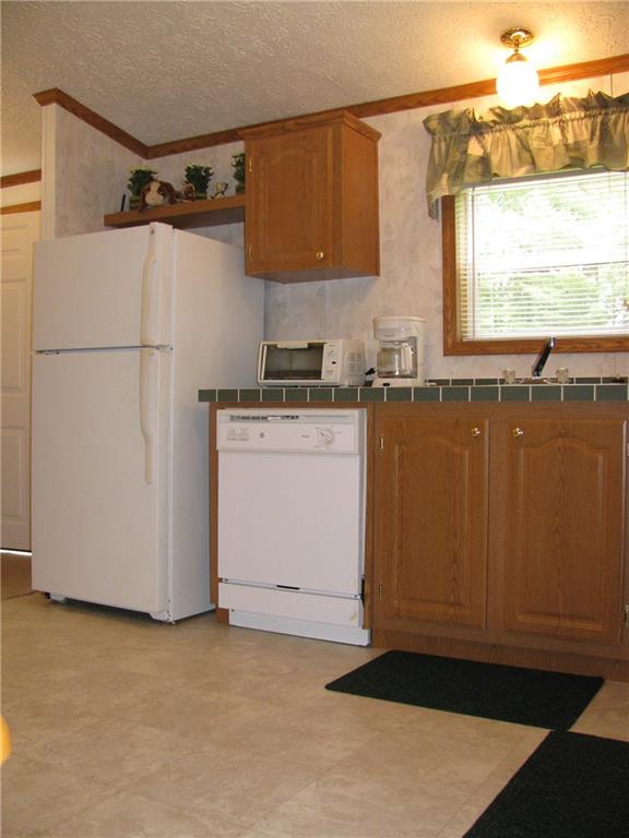 1375 Bucktail Road Jamestown, PA 16134 - Photo 9 of 23 Gallery Image 9