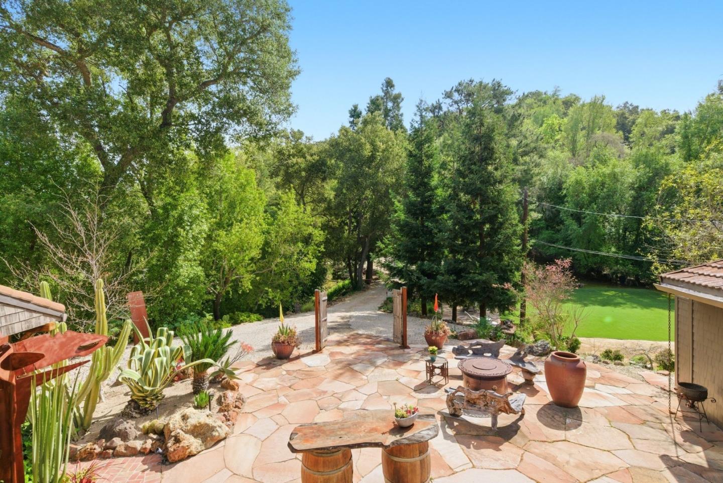 13651 Pierce Road Saratoga, CA 95070 - Photo 8 of 53