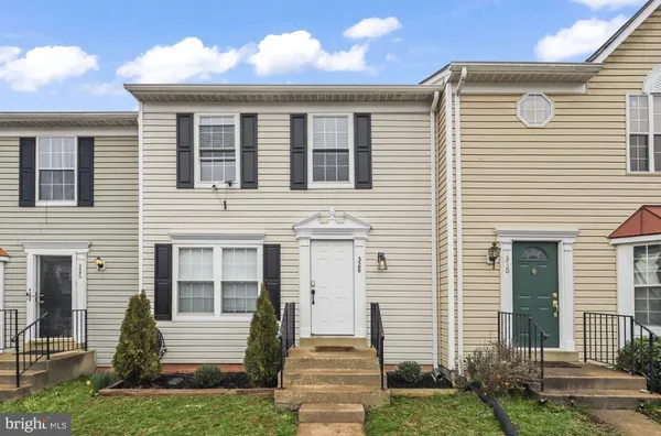 $2,550 | 328 Moseby Court, Manassas Park, VA 20111