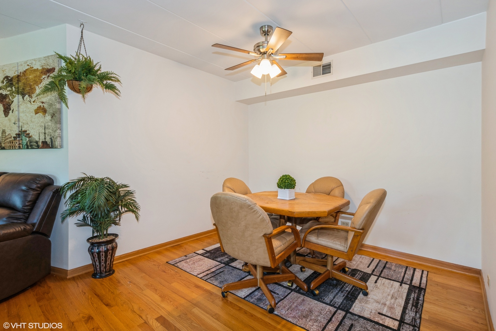 10228 SW Highway, Unit 2D Chicago Ridge, IL 60415 - Photo 3 of 10