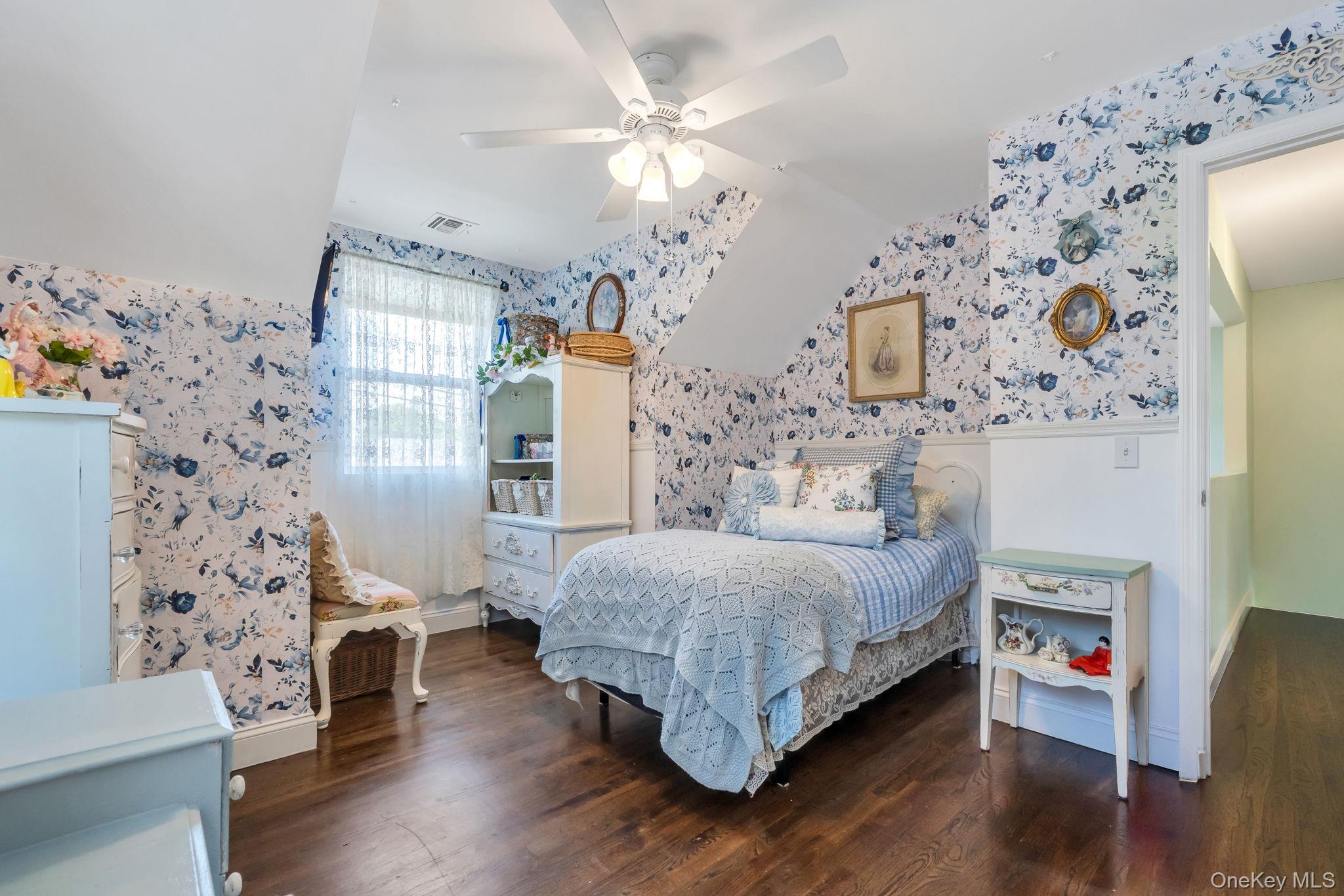 17 Walnut Road Kings Park, NY 11754 - Photo 20 of 34