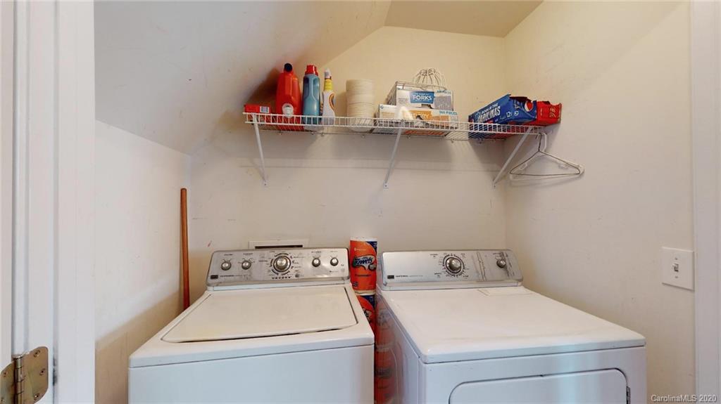 844 Dillard Road Rock Hill, SC 29730 - Photo 28 of 33 a utility room with dryer and washer