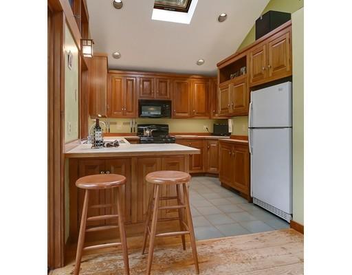 164 Ipswich Road Topsfield, MA 01983 - Photo 3 of 24 Gallery Image 3