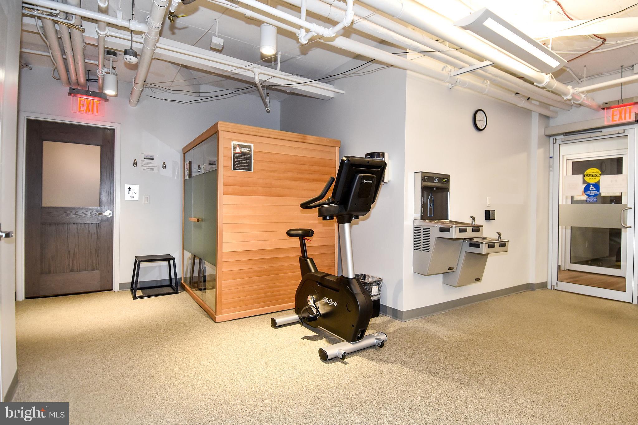 1250 South Washington Street, Unit 816 Alexandria, VA 22314 - Photo 47 of 58 a view of a room with gym equipment