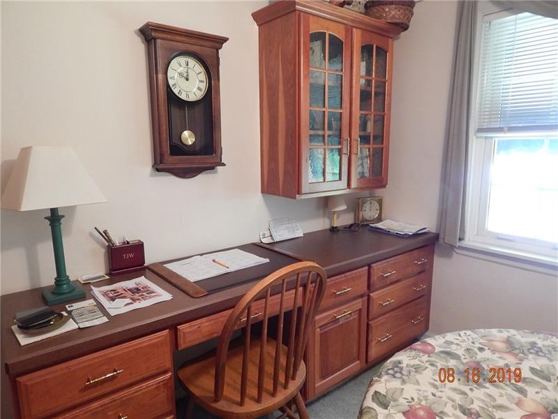 513 Highview Road Pittsburgh, PA 15234 - Photo 6 of 18