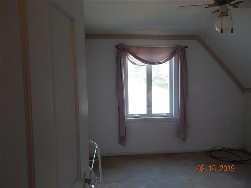 513 Highview Road Pittsburgh, PA 15234 - Photo 8 of 18
