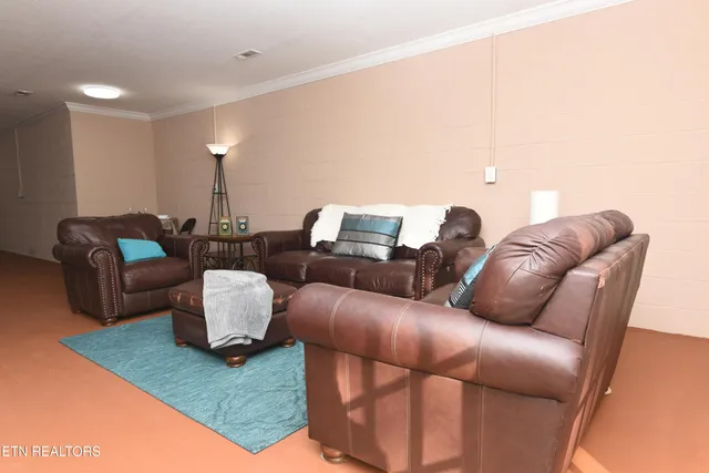 $790,900 | 280 Coyatee Drive North, Loudon, TN 37774