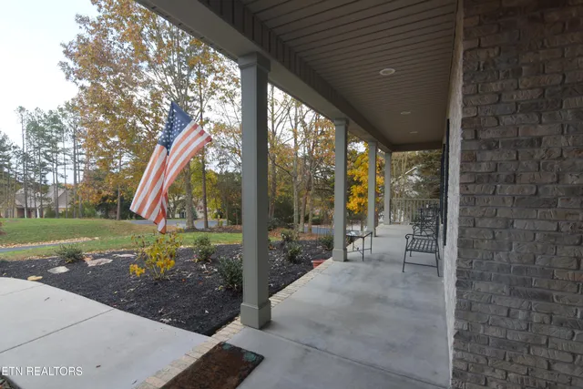 $790,900 | 280 Coyatee Drive North, Loudon, TN 37774