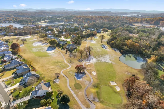 $790,900 | 280 Coyatee Drive North, Loudon, TN 37774