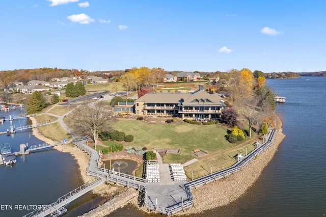 $790,900 | 280 Coyatee Drive North, Loudon, TN 37774