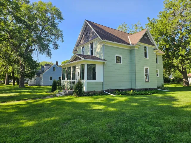 $165,000 | 2708 Norwood Avenue, Slayton, MN 56172