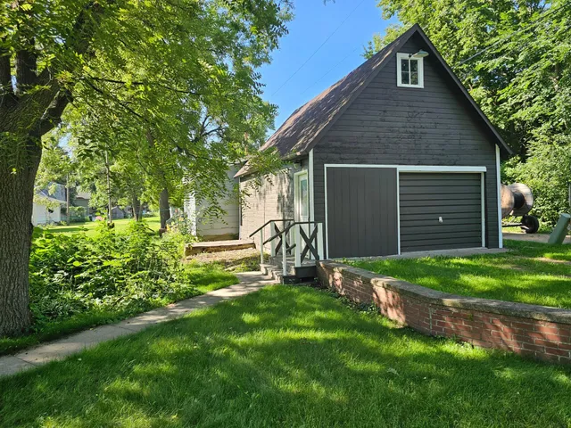 $165,000 | 2708 Norwood Avenue, Slayton, MN 56172