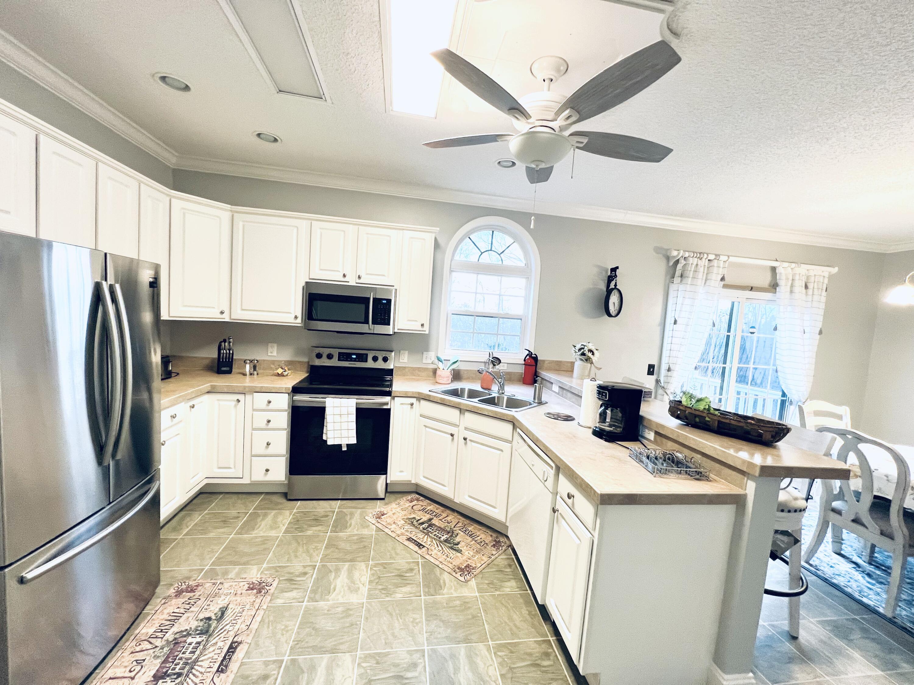 1090 Cinnamon Ridge Road Moneta, VA 24121 - Photo 44 of 127 IMG_1423