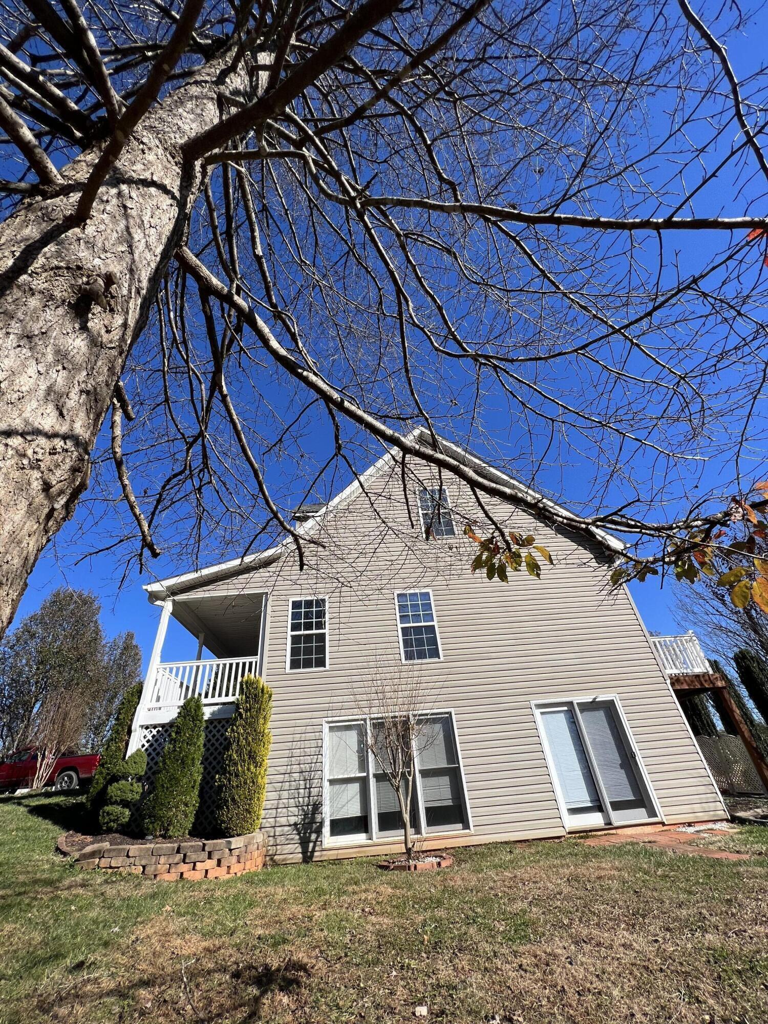 1090 Cinnamon Ridge Road Moneta, VA 24121 - Photo 8 of 127 IMG_1014 3