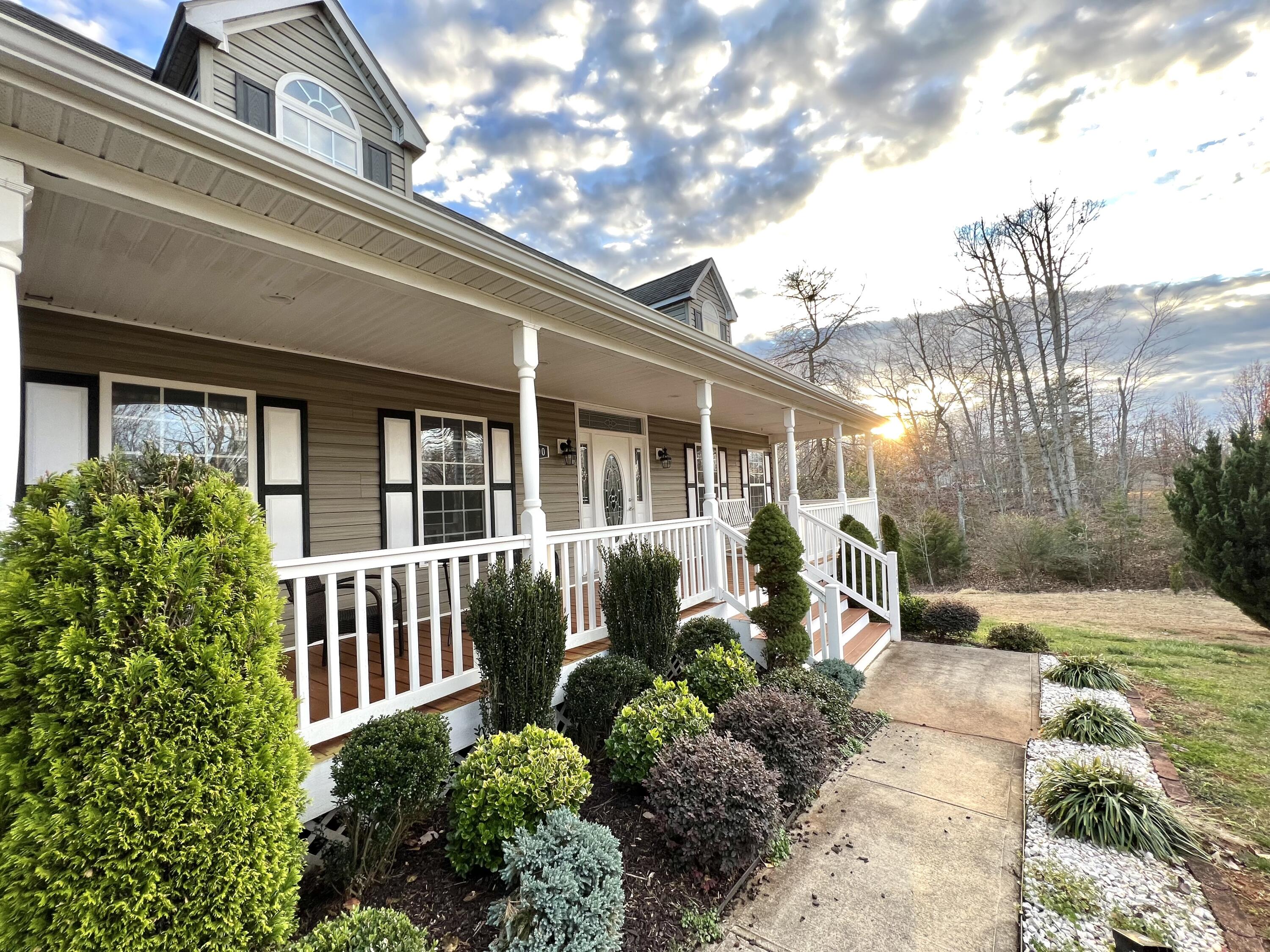 1090 Cinnamon Ridge Road Moneta, VA 24121 - Photo 100 of 127 IMG_1400
