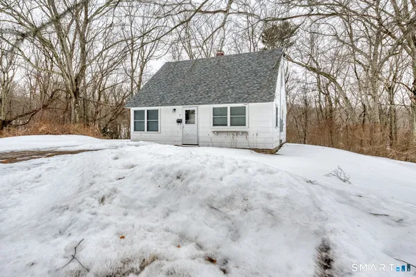 $240,000 | 7 Ardman Drive, Windham, CT 06226