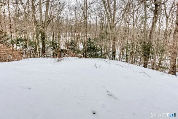 $240,000 | 7 Ardman Drive, Windham, CT 06226