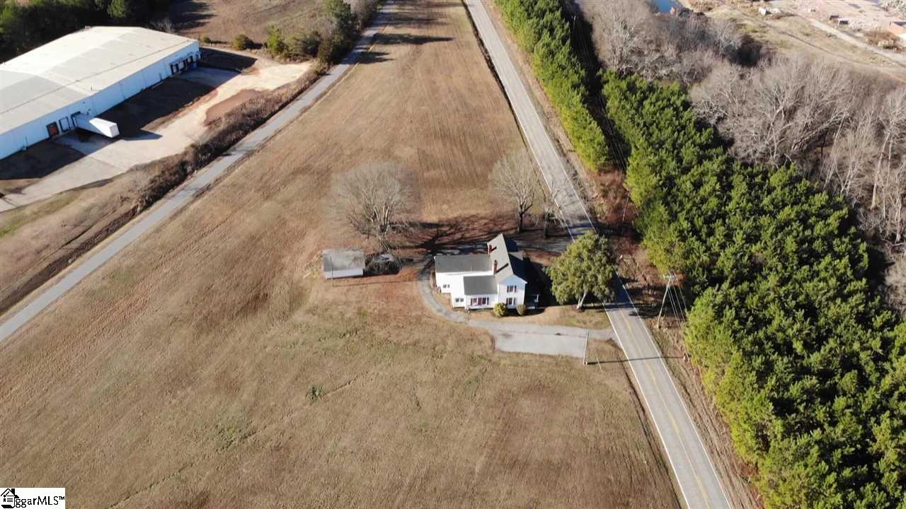 919 Rice Road Easley, SC 29640 - Photo 3 of 36