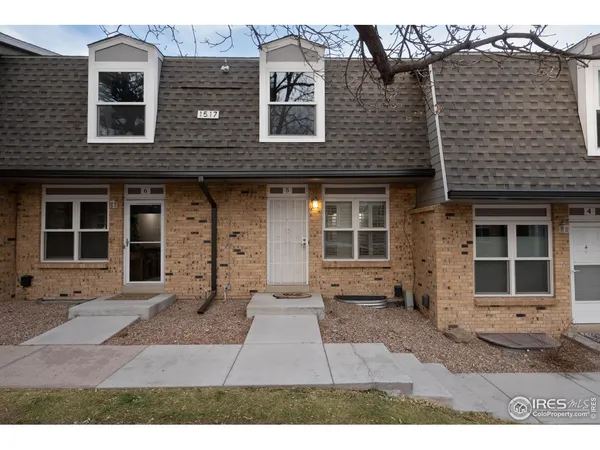 $355,000 | 1517 South Owens Street, Unit 5, Lakewood, CO 80232