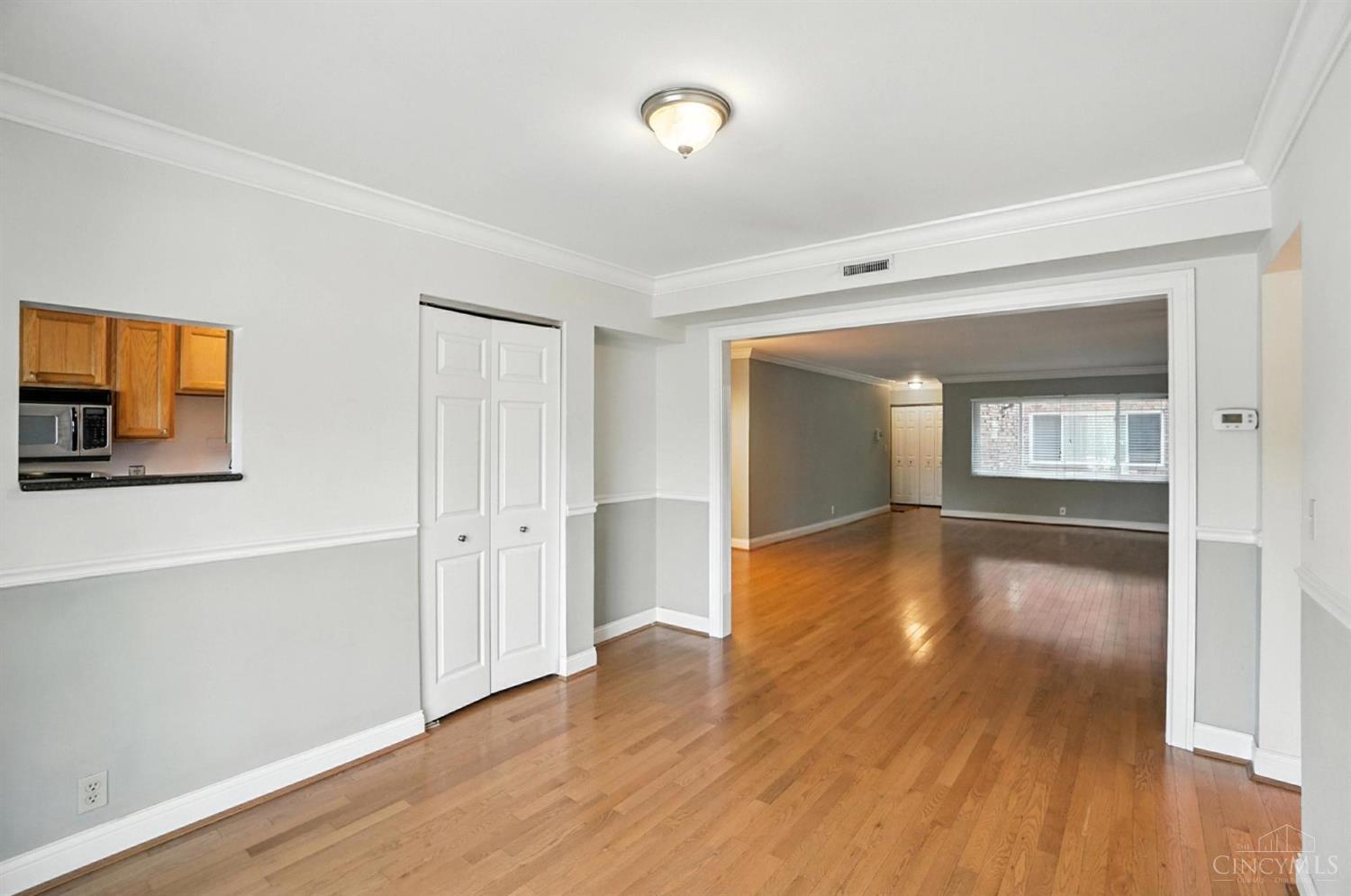 2270 Madison Road, Unit 1B Cincinnati, OH 45208 - Photo 22 of 53