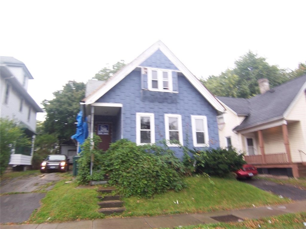 425 Ave D Rochester, NY 14621 - Photo 1 of 1