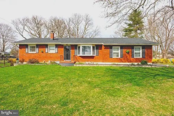 $385,000 | 303 Wooddale Avenue, New Castle, DE 19720