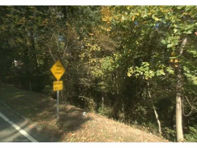 $320,000 | 2981 Henderson Mill Road, Chamblee, GA 30341