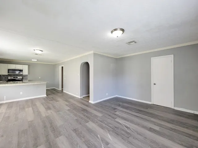 $1,225 | 2330 Cedar Drive, La Marque, TX 77568