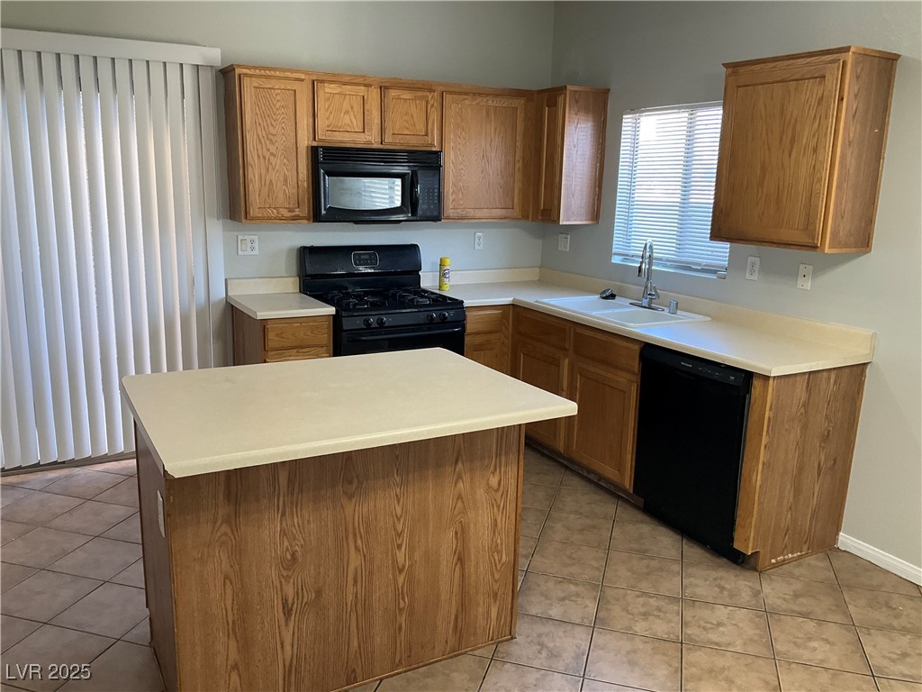 5782 Bayakoa Road Las Vegas, NV 89142 - Photo 3 of 20