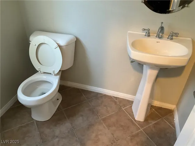 $1,750 | 5782 Bayakoa Road, Las Vegas, NV 89142