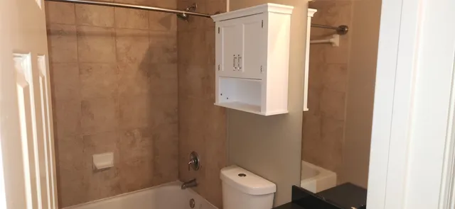 $445,000 | 11614 Royal Oaks Crossing, Houston, TX 77082