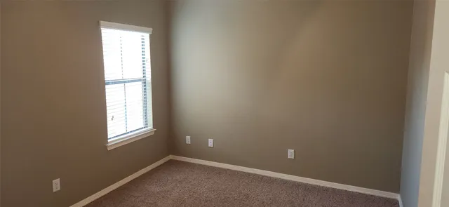 $445,000 | 11614 Royal Oaks Crossing, Houston, TX 77082