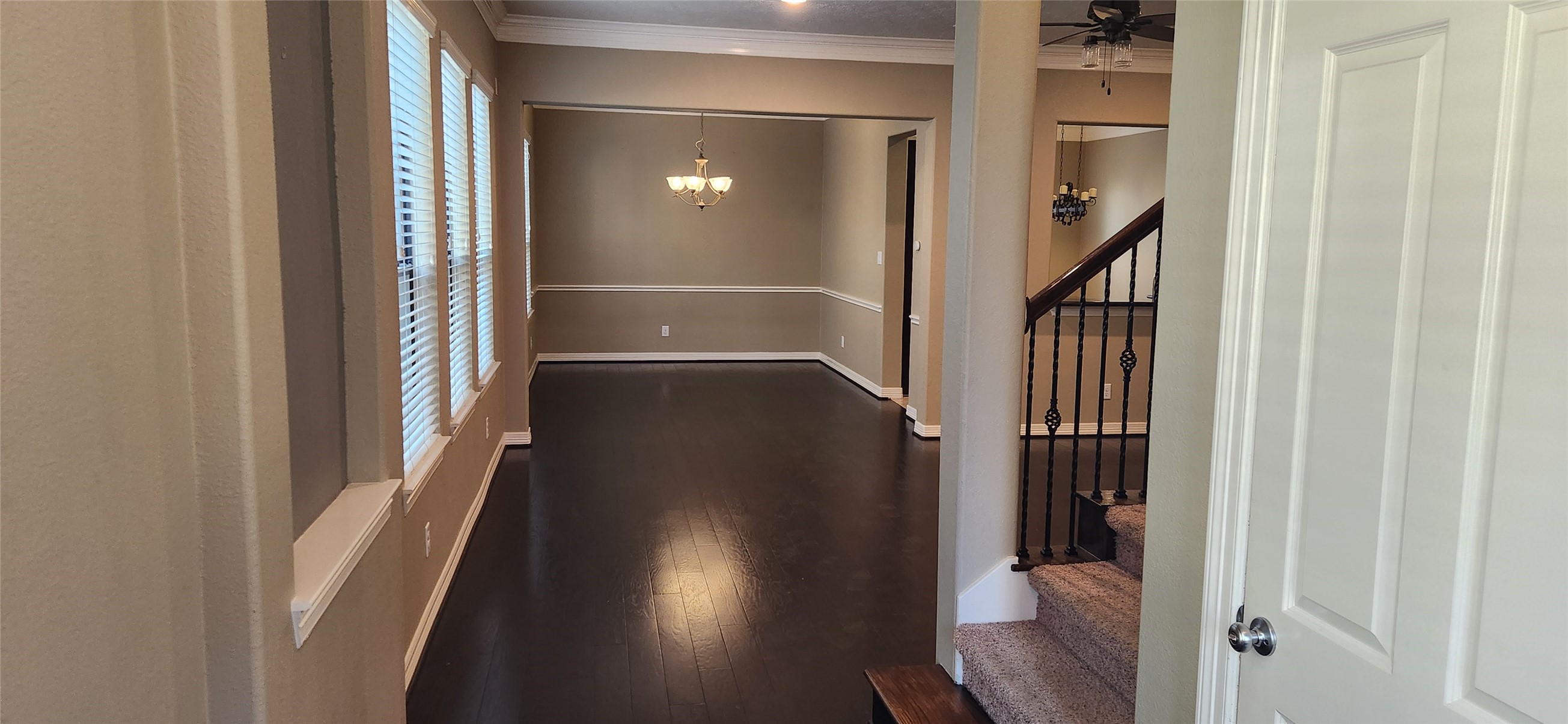 11614 Royal Oaks Crossing Houston, TX 77082 - Photo 4 of 25