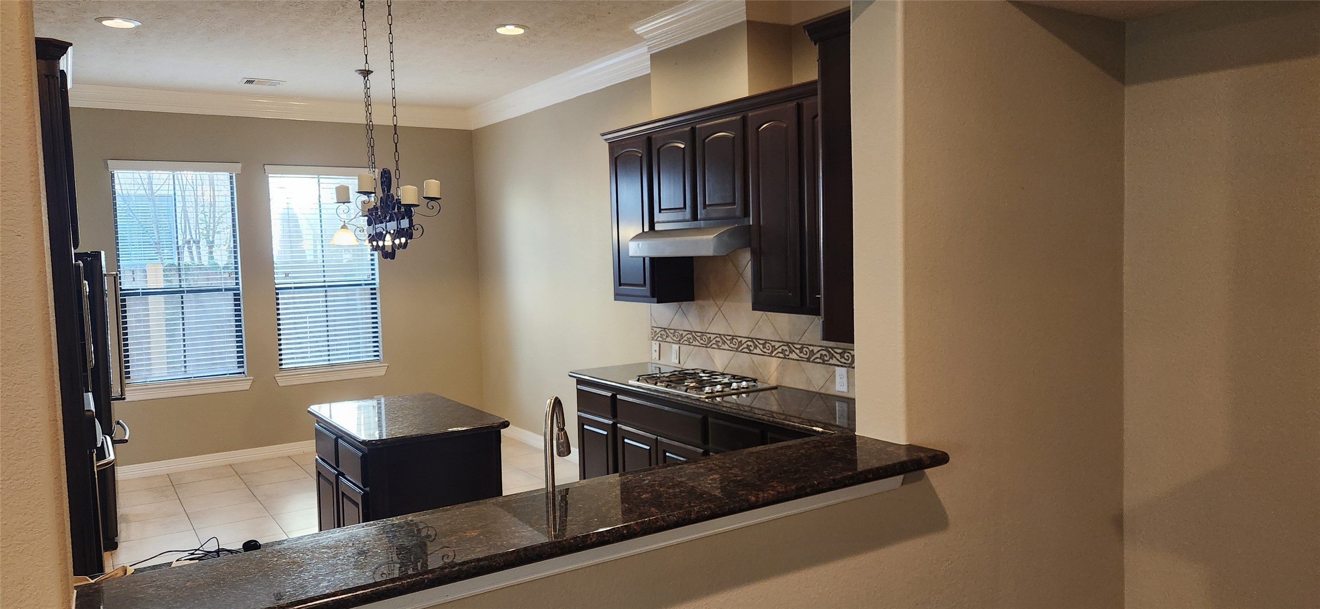 11614 Royal Oaks Crossing Houston, TX 77082 - Photo 8 of 25