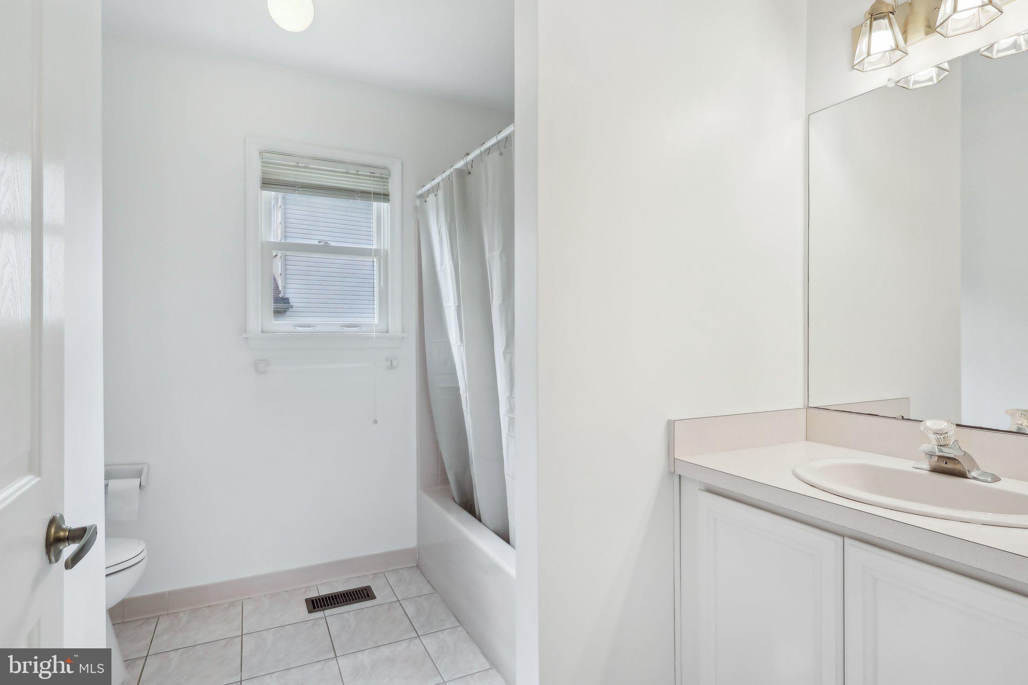 20 Jazz Way Mount Laurel, NJ 08054 - Photo 28 of 43