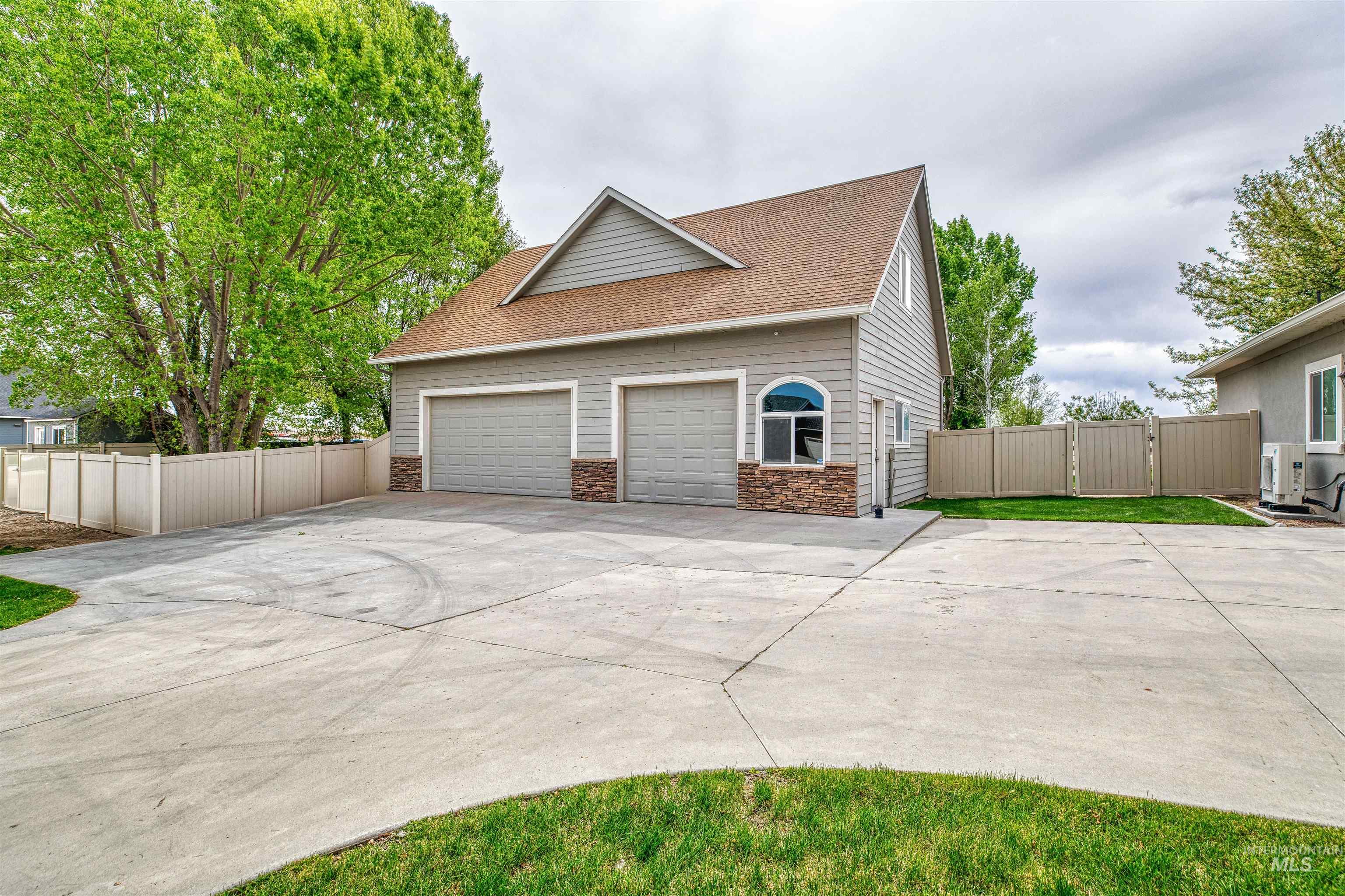 27607 Petolla Road Wilder, ID 83676 - Photo 2 of 49