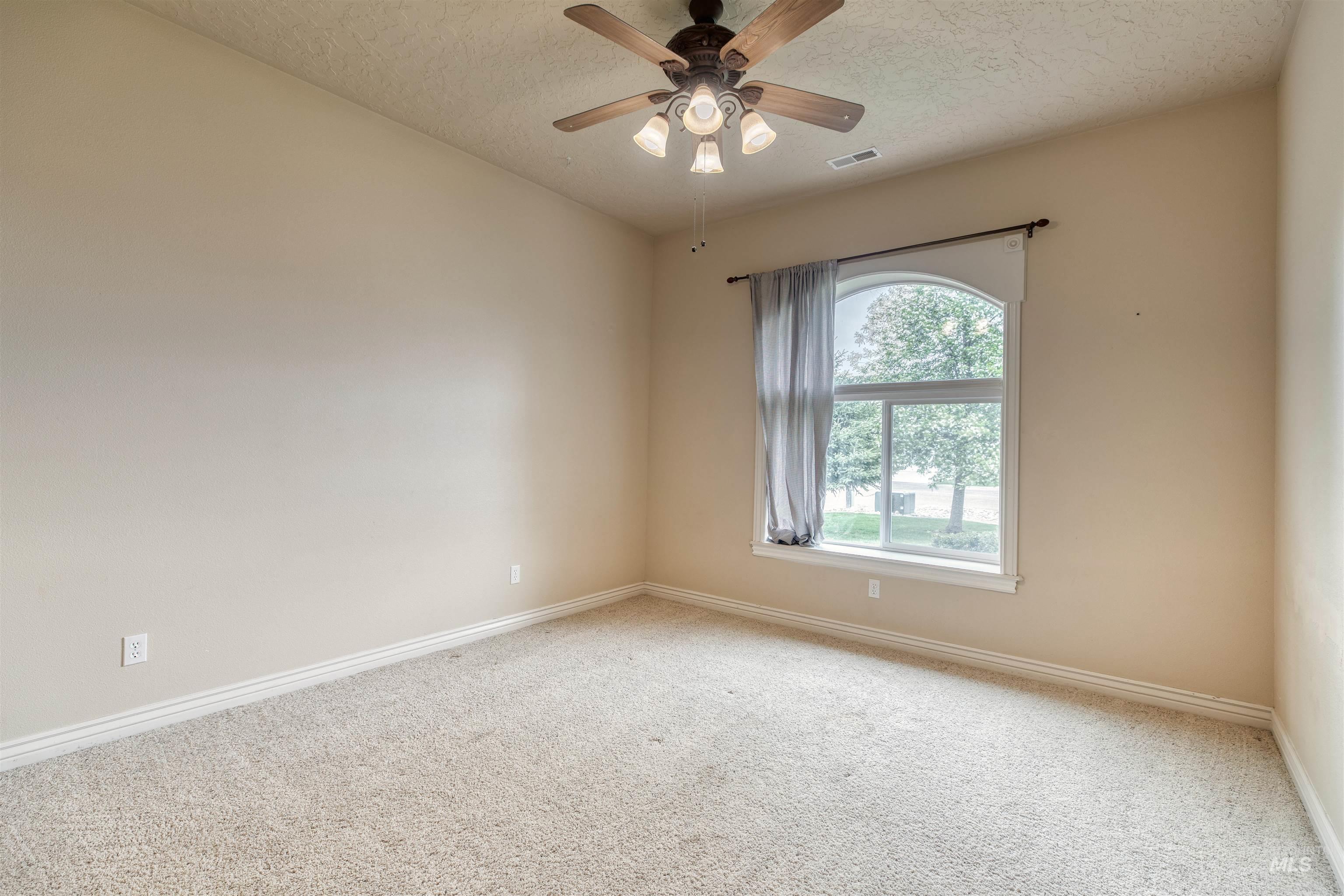 27607 Petolla Road Wilder, ID 83676 - Photo 31 of 49