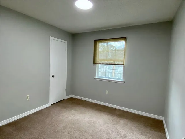 $1,850 | Undisclosed Address, Covington, LA 70433