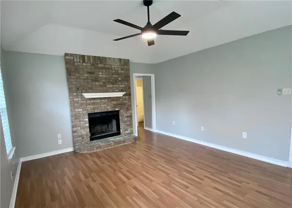 $1,700 | 2 Woodlawn Drive, Covington, LA 70433
