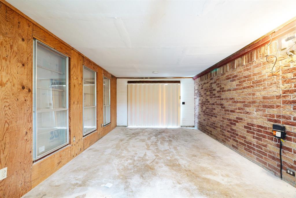 3546 East 2000 Road Fort Towson, OK 74735 - Photo 11 of 36