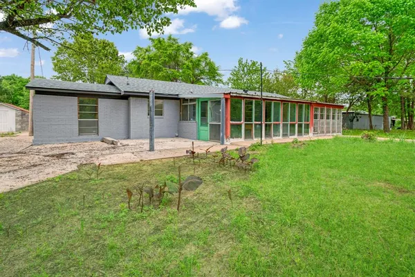 $315,000 | 3546 East 2000 Road, Fort Towson, OK 74735