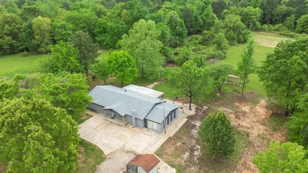 $315,000 | 3546 East 2000 Road, Fort Towson, OK 74735