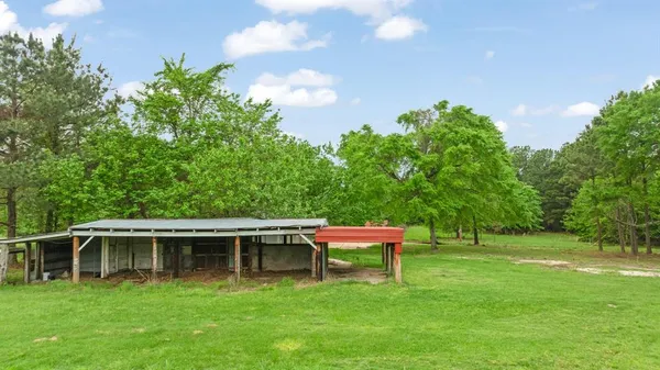 $315,000 | 3546 East 2000 Road, Fort Towson, OK 74735