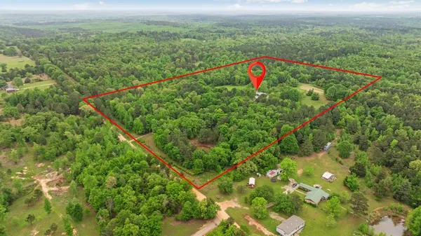 $315,000 | 3546 East 2000 Road, Fort Towson, OK 74735