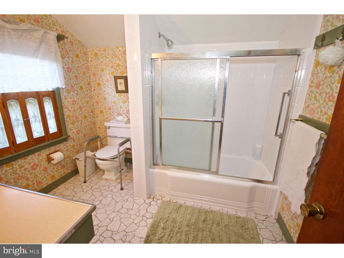 422 Franklin Road Glassboro, NJ 08028 - Photo 15 of 25