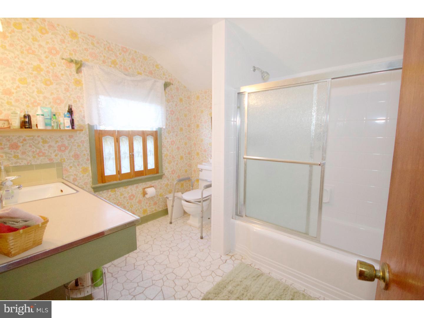 422 Franklin Road Glassboro, NJ 08028 - Photo 16 of 25