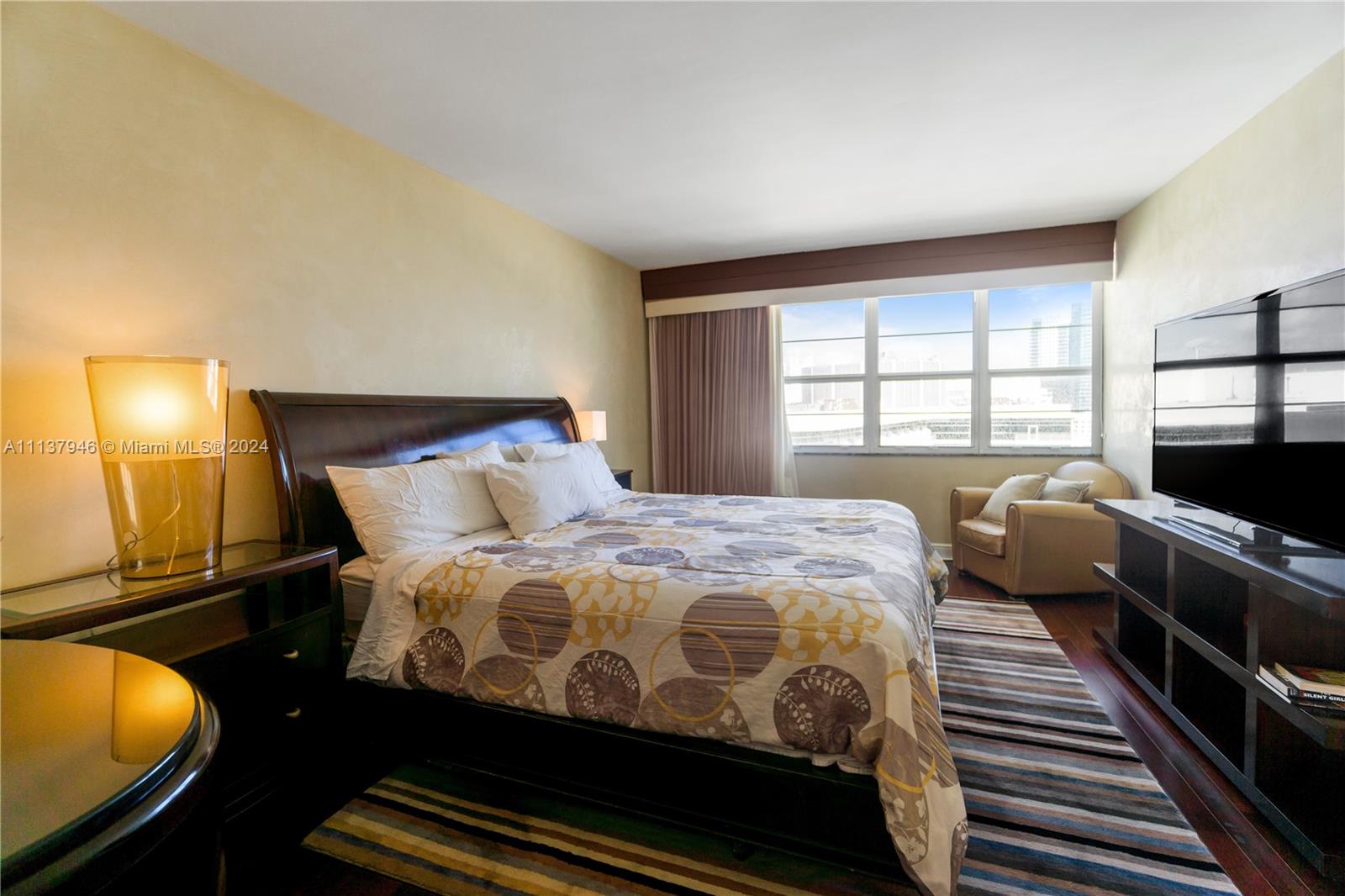 100 Lincoln Road, Unit 1533 Miami Beach, FL 33139 - Photo 14 of 26