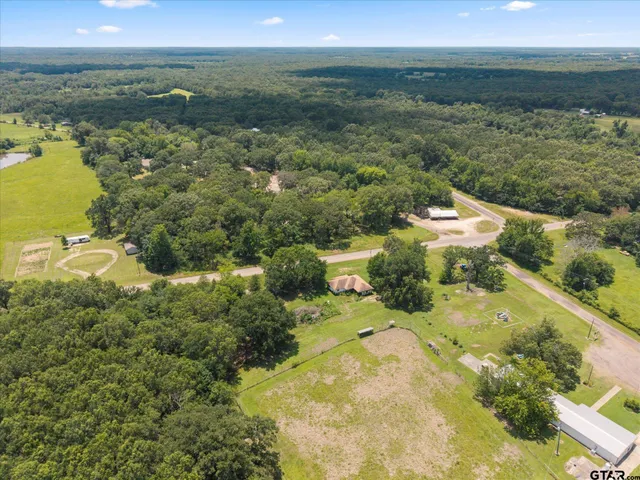 a view of an outdoor space and city view